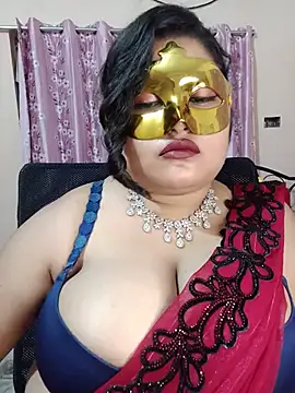 Snapshot of Lovely-Lina7 chatting on June 18, 3:50 pm Lovely-Lina7 online show from June 18, 3:50 pm