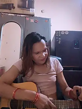 Snapshot of nikitalicious_ chatting on February 24, 8:53 pm nikitalicious online show from February 24, 8:53 pm