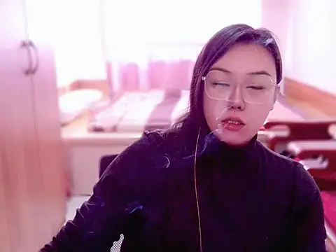 yingying1222 online show from March 7, 1:01 am