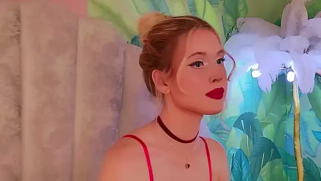 Snapshot of Beckie_White chatting on July 6, 9:28 pm Beckie White online show from July 6, 9:28 pm
