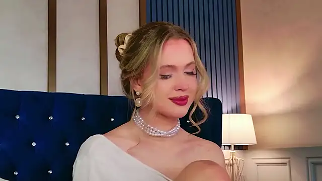 Beckie White online show from March 22, 9:16 pm