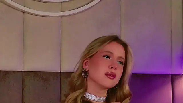 Beckie White online show from February 20, 8:55 pm