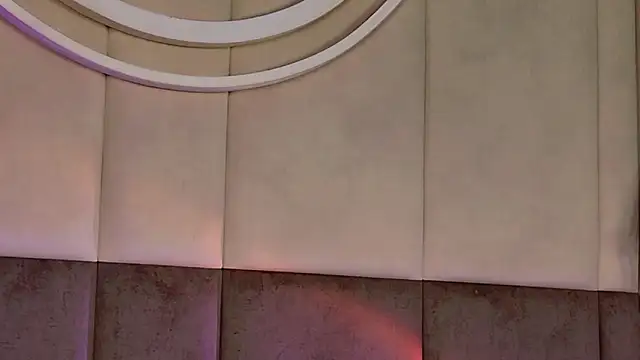 Beckie White online show from March 3, 9:11 pm