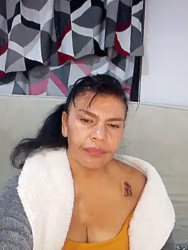 jennifer 0717 online show from April 1, 3:52 am