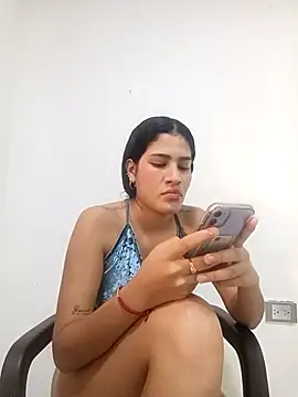 Pau 2007 online show from February 11, 1:00 pm