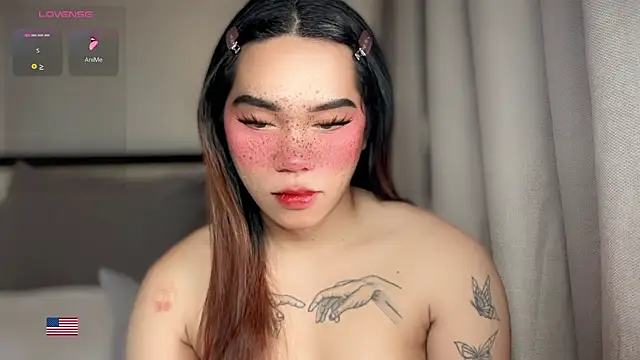 Kelly Mckinney online show from April 15, 8:20 am