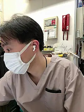 shizuku-kun211 online show from February 28, 8:08 pm