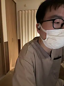 shizuku-kun211 online show from April 21, 7:20 pm