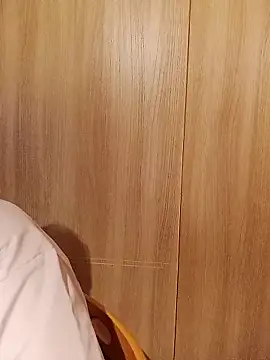 shizuku-kun211 online show from February 15, 7:02 pm