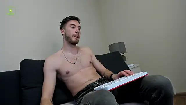 Snapshot of Harvey_Wiliams chatting on February 22, 6:27 am Harvey Wiliams online show from February 22, 6:27 am