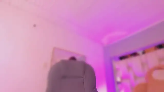 AishaKassandra online show from April 13, 11:36 am