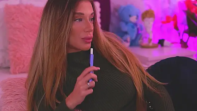 EllinaNuria online show from April 16, 5:08 am