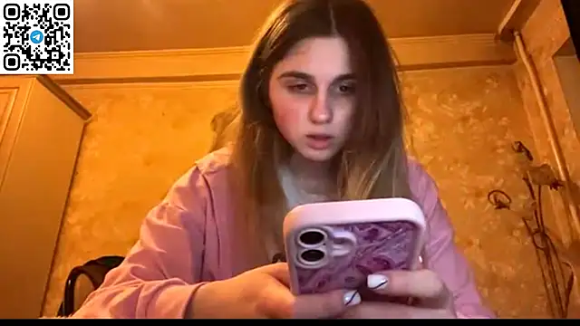 LovelySilk 63 online show from April 10, 6:04 pm