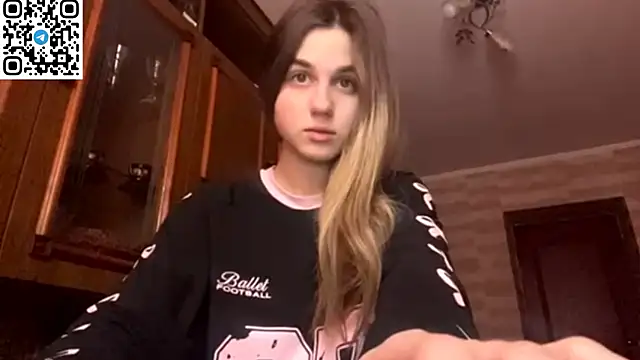 LovelySilk 63 online show from February 25, 8:36 am