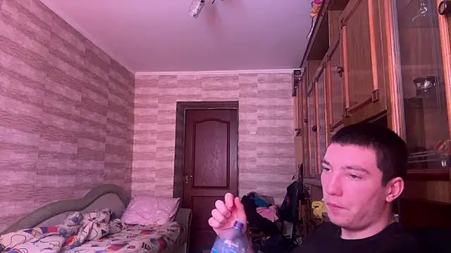 MoonlightVera online show from March 11, 10:09 am