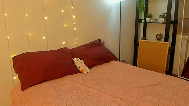 CalmFever online show from February 11, 2:39 pm