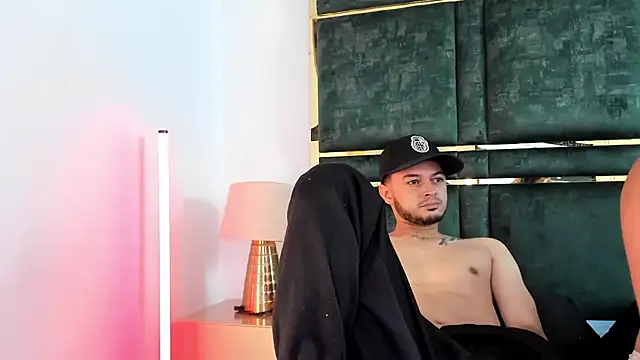 GaelyCoral online show from March 23, 11:32 am