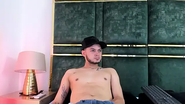 GaelyCoral online show from March 24, 11:21 am