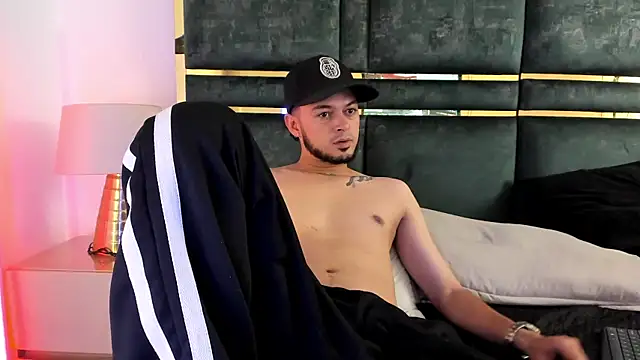 GaelyCoral online show from April 15, 7:58 pm