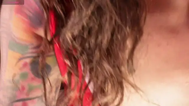 lara bombshell  online show from April 18, 12:02 am