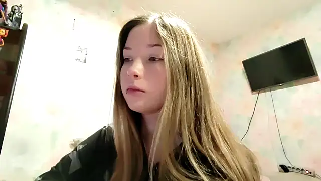 Snapshot of TiaBIanks chatting on February 21, 4:25 am TiaBIanks online show from February 21, 4:25 am