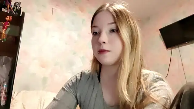 TiaBIanks online show from April 15, 10:43 am