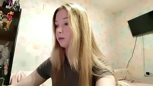 TiaBIanks online show from March 26, 11:57 pm