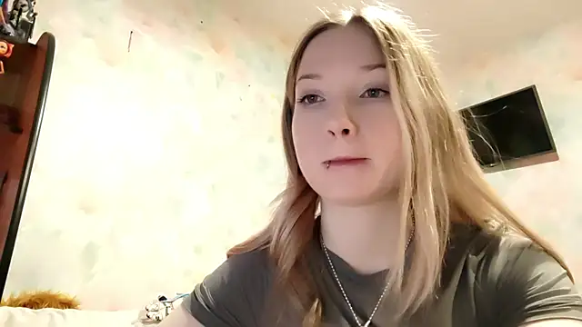 Snapshot of TiaBIanks chatting on February 27, 10:48 am TiaBIanks online show from February 27, 10:48 am