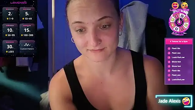 Snapshot of JadeAlexis403 chatting on May 5, 1:58 pm JadeAlexis403 online show from May 5, 1:58 pm
