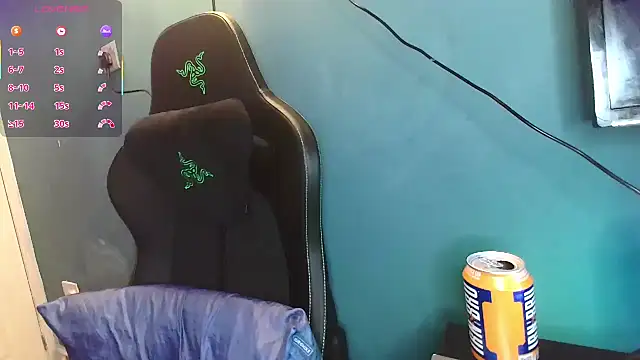 Snapshot of JadeAlexis403 chatting on March 1, 7:47 pm JadeAlexis403 online show from March 1, 7:47 pm