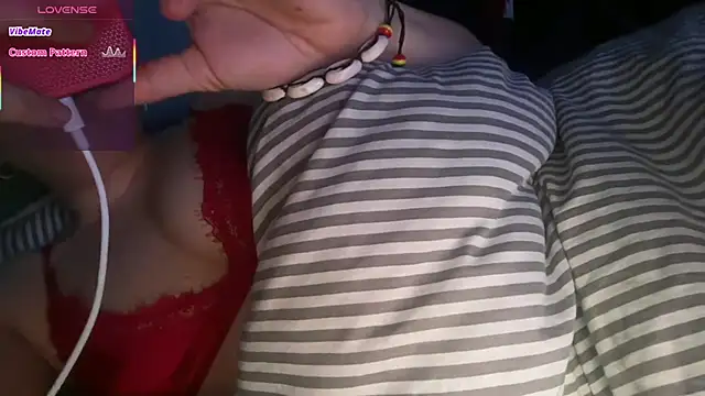 Snapshot of JadeAlexis403 chatting on February 8, 9:45 pm JadeAlexis403 online show from February 8, 9:45 pm