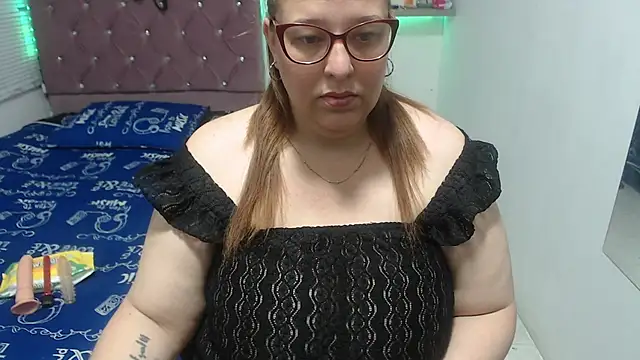 kataleyamilf69 online show from March 5, 12:46 pm