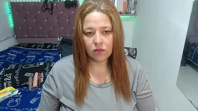 kataleyamilf69 online show from March 10, 12:42 pm