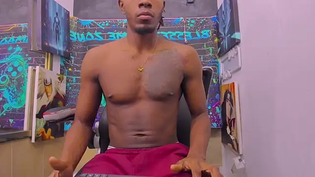 Snapshot of Jeanpieroo26 chatting on February 25, 7:25 pm Jeanpieroo26 online show from February 25, 7:25 pm