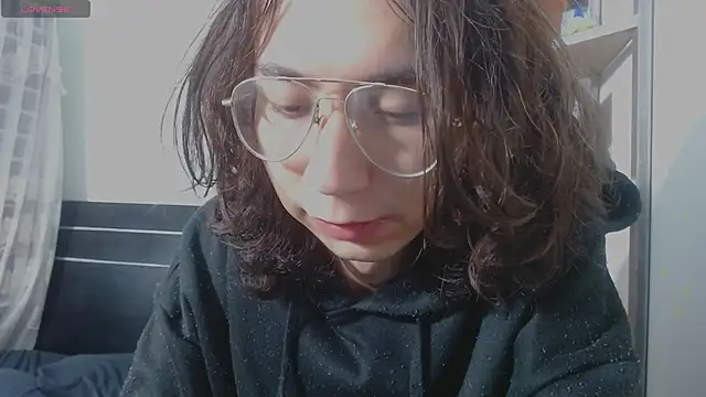 najimi uwu  online show from February 10, 7:57 pm