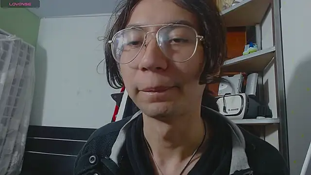 najimi uwu  online show from February 24, 1:17 am