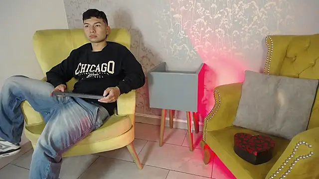 Liam Sean online show from February 28, 12:16 pm