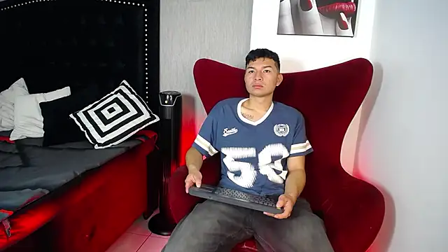 Liam Sean online show from March 1, 12:38 pm