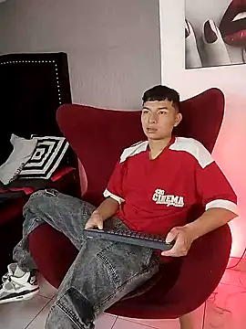 Liam Sean online show from February 27, 12:27 pm