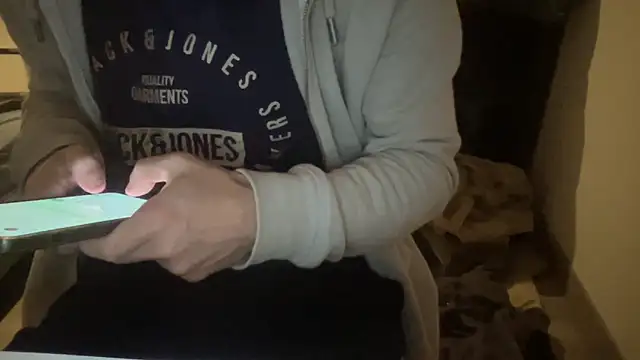 raoulbtnbois online show from February 13, 4:51 pm