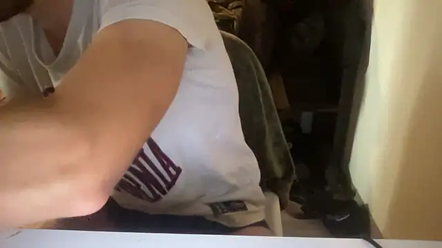 raoulbtnbois online show from May 21, 1:41 pm