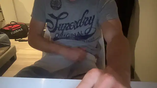 raoulbtnbois online show from May 20, 9:56 pm