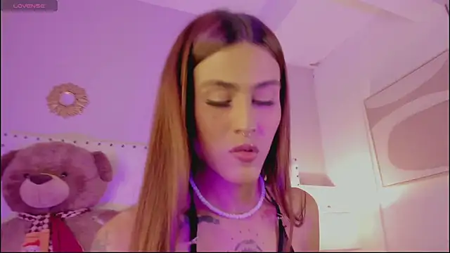 Zoe star  online show from March 10, 2:10 pm