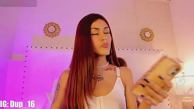 Snapshot of Zoe_star_ chatting on February 19, 1:30 pm Zoe star online show from February 19, 1:30 pm