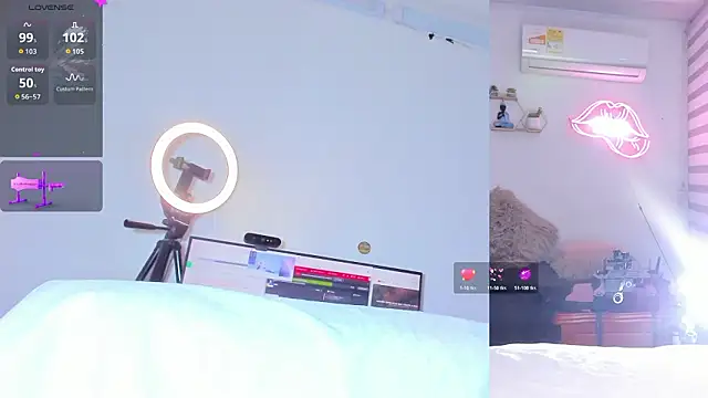 lana  kane   online show from March 19, 9:31 am