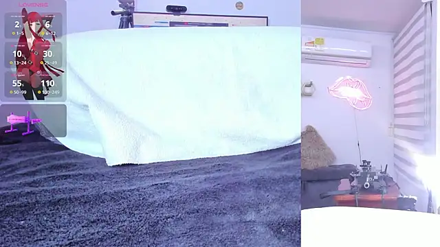 lana  kane   online show from April 2, 10:44 am