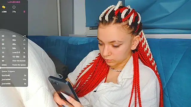 ShayneMilush online show from April 15, 7:58 pm