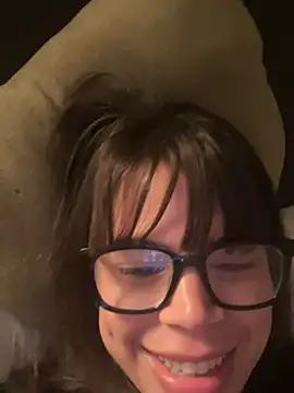 Brigitte01 online show from April 4, 11:55 pm