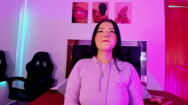 Madison Rosee online show from April 3, 1:56 am