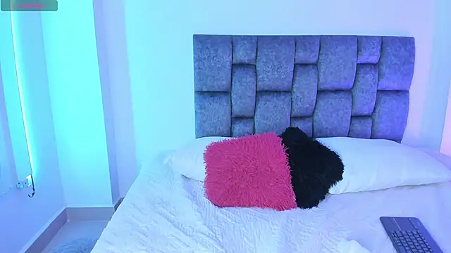 Madison Rosee online show from March 12, 11:36 am